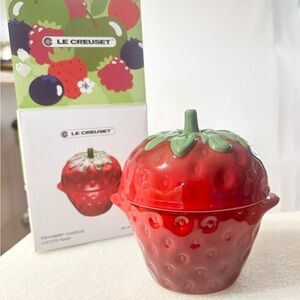 Le Creuset Strawberry Casserole mini Cocotte